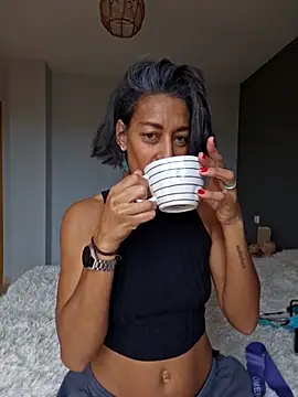 Goldenlace online show from March 6, 2026, 8:55 am