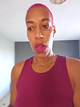 Goldenlace online show from April 21, 2026, 10:10 am