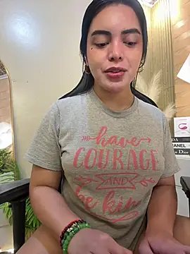 HotstuffCherrySummer online show from March 3, 2025, 5:20 am