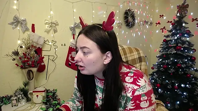 Snapshot of MilanaPrice chatting on December 13, 2025, 7:53 pm MilanaPrice online show from December 13, 2025, 7:53 pm