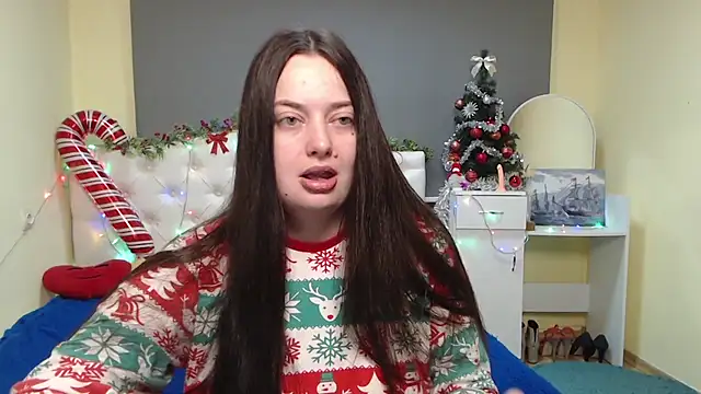 Snapshot of MilanaPrice chatting on December 15, 2025, 8:13 pm MilanaPrice online show from December 15, 2025, 8:13 pm