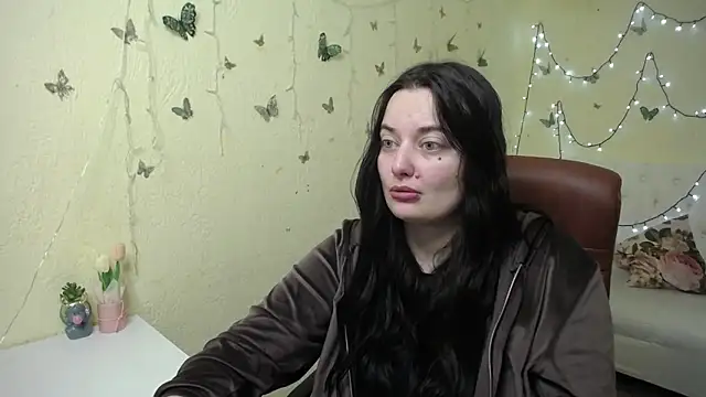 Snapshot of MilanaPrice chatting on March 14, 2026, 7:14 am MilanaPrice online show from March 14, 2026, 7:14 am