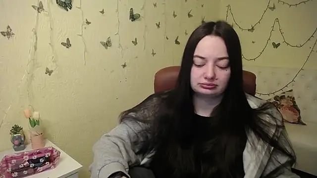 Snapshot of MilanaPrice chatting on March 15, 2026, 8:31 am MilanaPrice online show from March 15, 2026, 8:31 am