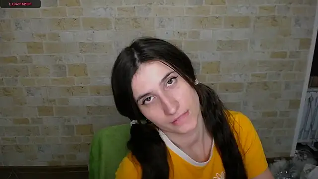 MaryEm976 online show from February 8, 2025, 1:01 pm