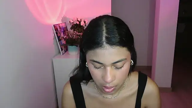 dark enchantress  online show from January 9, 2025, 11:34 pm