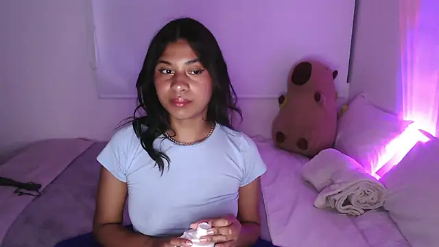 dark enchantress  online show from February 23, 2025, 2:51 am