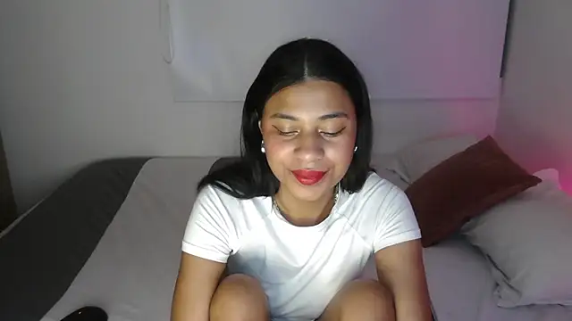 dark enchantress  online show from March 11, 2025, 3:37 am