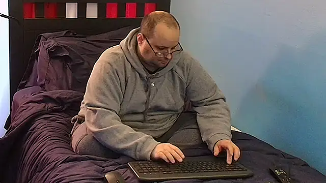 lefty15242 online show from February 11, 2025, 4:46 pm