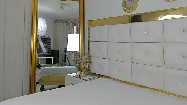 KendalStallyon online show from March 3, 2025, 1:31 pm