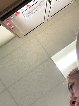 cinnatitties online show from September 10, 2025, 3:45 pm