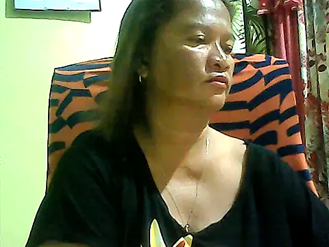 Snapshot of hott_scarlett chatting on July 23, 2026, 12:14 pm hott scarlett online show from July 23, 2026, 12:14 pm