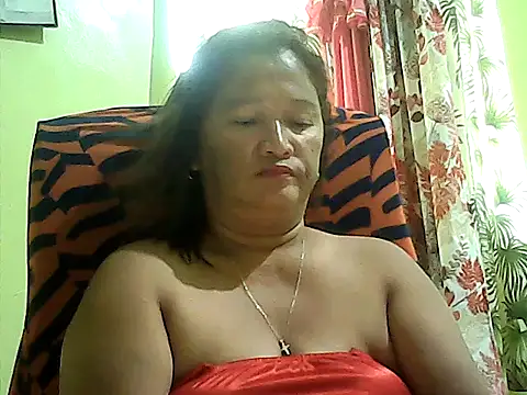 Snapshot of hott_scarlett chatting on July 25, 2026, 3:15 am hott scarlett online show from July 25, 2026, 3:15 am