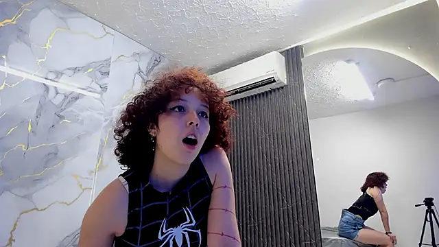 Katemoss70 online show from January 18, 2025, 12:15 pm