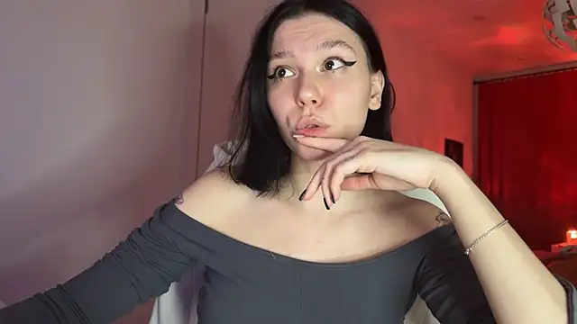 pinkdolly18 online show from March 12, 2025, 9:35 pm