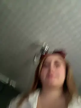 Sam Thompsoon  online show from February 1, 2025, 8:26 pm