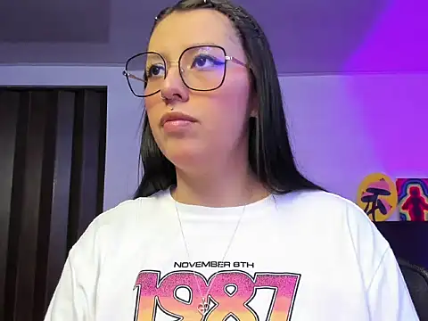 lia minami online show from March 26, 2026, 3:45 am