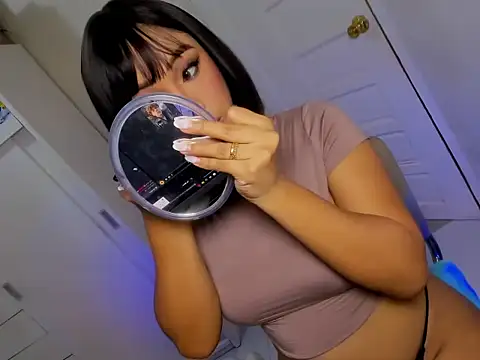 venusangelicxx online show from December 26, 2024, 8:53 pm