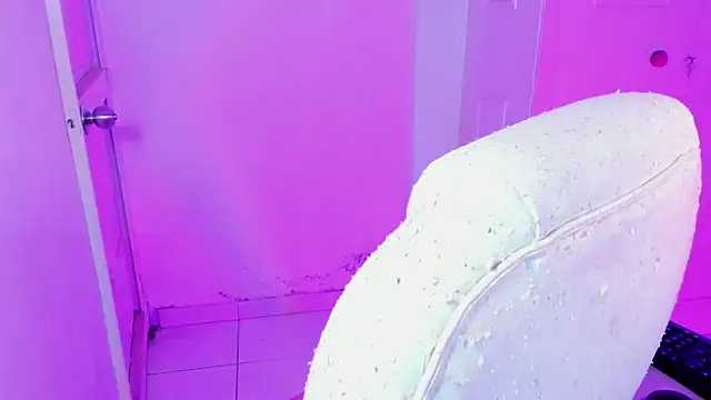 danielahot66 online show from March 20, 2025, 9:15 am