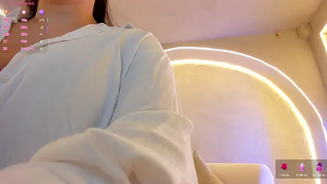 MartinnaBonnet online show from November 26, 2025, 10:16 am