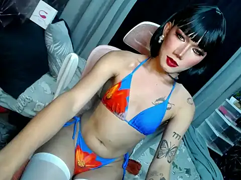 Snapshot of blowzy_sexy chatting on July 7, 2026, 1:26 pm blowzy sexy online show from July 7, 2026, 1:26 pm