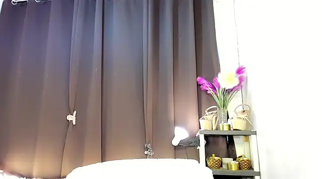 Emma Jones88 online show from January 24, 2025, 6:35 am