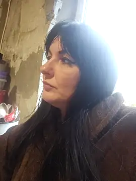 Flo Sandra online show from October 21, 2025, 1:12 pm