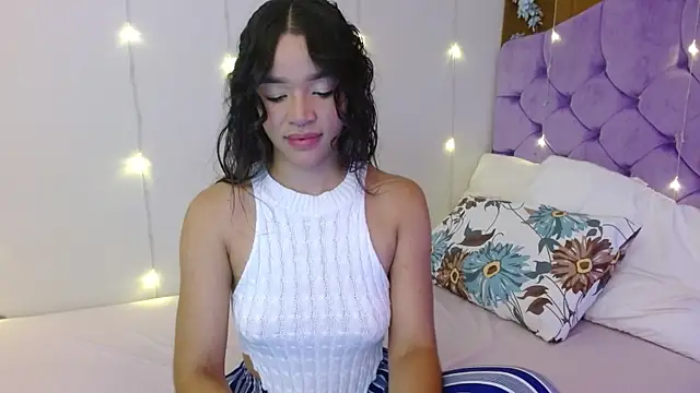 Snapshot of kiarablue chatting on January 13, 2025, 1:45 am kiarablue online show from January 13, 2025, 1:45 am