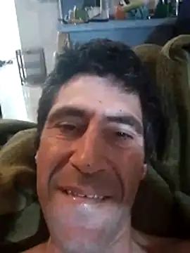 Snapshot of Pollon34- chatting on April 8, 2026, 8:53 pm Pollon34- online show from April 8, 2026, 8:53 pm