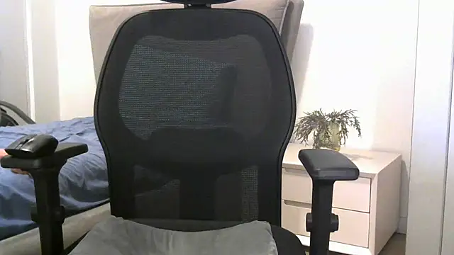 damarossa87 online show from February 23, 2025, 12:37 pm