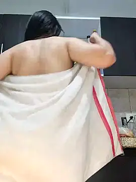 Nanybaker95 online show from February 8, 2025, 12:28 am