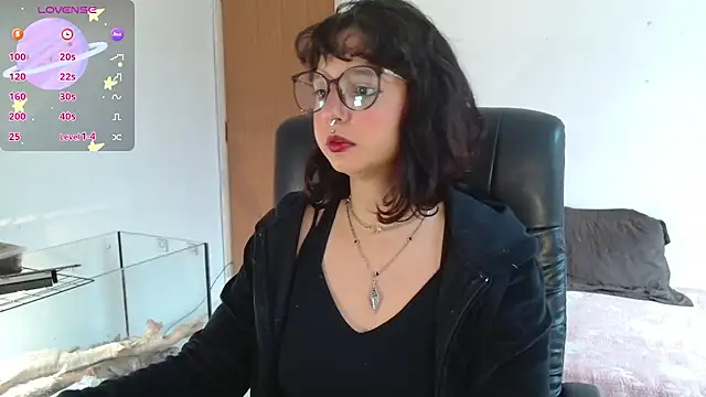 myamillor online show from September 26, 2025, 12:20 pm