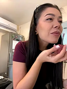 denise k online show from October 6, 2025, 11:40 am