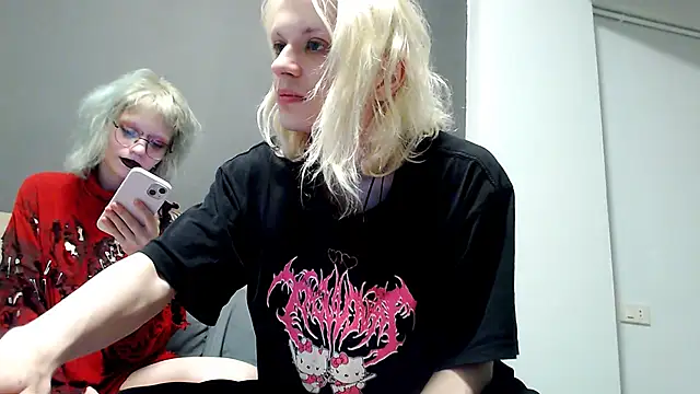 Alien Bella online show from January 31, 2025, 3:11 pm