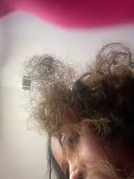 BigFineSelena online show from April 25, 2026, 4:15 pm