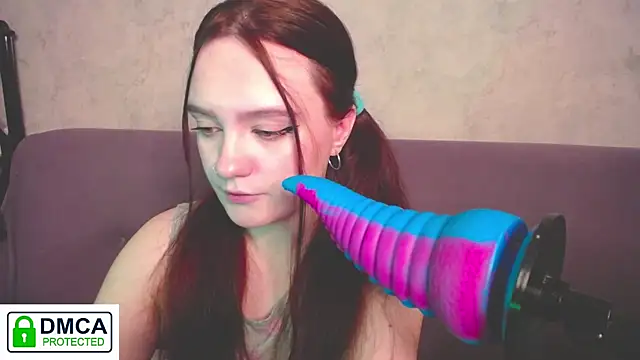 Alyssa   Scarlet online show from November 21, 2025, 3:49 am