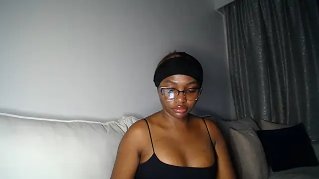 Pretty Liya08 online show from April 20, 2026, 5:48 pm