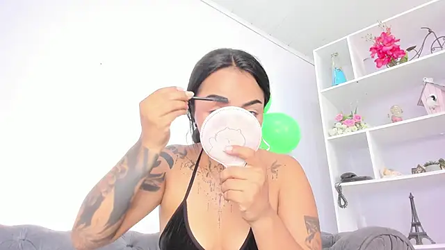 miss soffi  online show from March 24, 2026, 12:32 pm