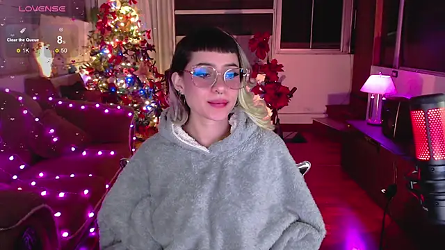 Aquamarinebubble online show from January 7, 2025, 7:52 am