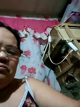 Snapshot of Chubbysweetmom chatting on November 30, 2025, 12:20 pm Chubbysweetmom online show from November 30, 2025, 12:20 pm