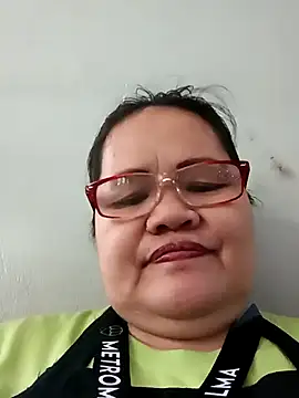 Snapshot of Chubbysweetmom chatting on January 14, 2026, 12:38 am Chubbysweetmom online show from January 14, 2026, 12:38 am