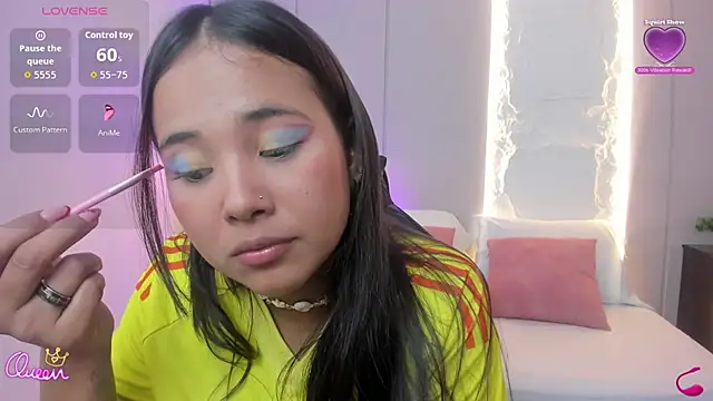 Snapshot of isabella_florez chatting on June 24, 2026, 2:21 am isabella florez online show from June 24, 2026, 2:21 am