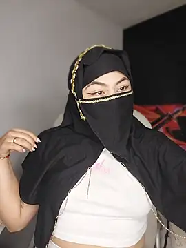 Hana    online show from March 25, 2026, 12:38 am