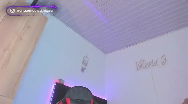 Snapshot of _valeriaaa chatting on March 20, 2025, 7:35 pm valeriaaa online show from March 20, 2025, 7:35 pm