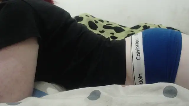 Kittywhiteass online show from February 6, 2025, 9:32 am