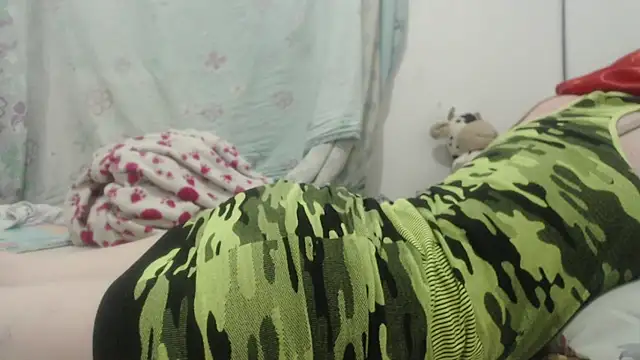 Kittywhiteass online show from March 11, 2025, 6:43 am