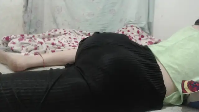 Kittywhiteass online show from March 21, 2025, 8:06 am