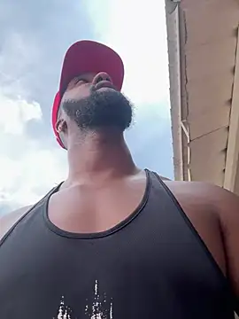 blackdrey18 online show from April 18, 2026, 3:05 pm