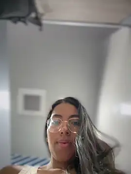 SheenaBrooke online show from April 13, 2026, 4:07 am