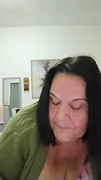 Snapshot of Yaya_Mineira chatting on June 24, 2026, 9:47 pm Yaya Mineira online show from June 24, 2026, 9:47 pm