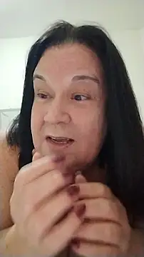 Snapshot of Yaya_Mineira chatting on July 19, 2026, 10:35 pm Yaya Mineira online show from July 19, 2026, 10:35 pm